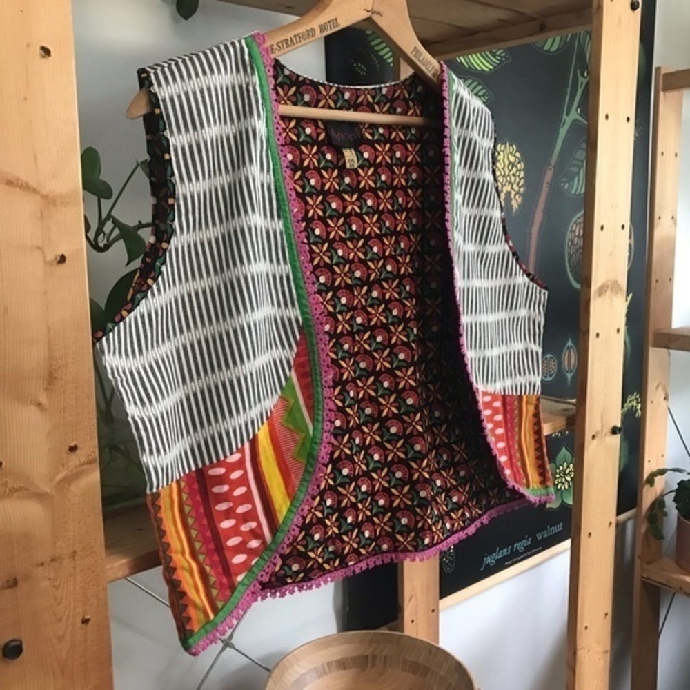 Anora Colorful Unique Boho Leaf Appliqué Vest Large - Picture 2 of 13